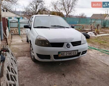 Белый Рено Симбол, объемом двигателя 1.4 л и пробегом 165 тыс. км за 2650 $, фото 10 на Automoto.ua