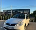 Белый Рено Симбол, объемом двигателя 1.39 л и пробегом 146 тыс. км за 5200 $, фото 1 на Automoto.ua