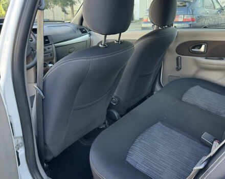 Белый Рено Симбол, объемом двигателя 1.39 л и пробегом 197 тыс. км за 4300 $, фото 29 на Automoto.ua