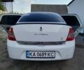 Білий Рено Сімбол, об'ємом двигуна 1.39 л та пробігом 270 тис. км за 3600 $, фото 5 на Automoto.ua