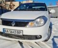 Білий Рено Сімбол, об'ємом двигуна 1.39 л та пробігом 175 тис. км за 4200 $, фото 1 на Automoto.ua