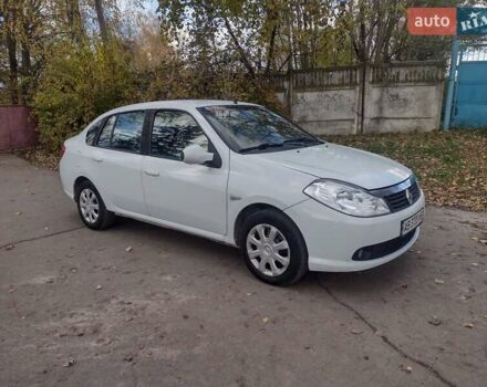 Рено Симбол 2010 в Виннице на Automoto.ua Белый Рено Симбол, объемом двигателя 1.39 л и пробегом 220 тыс. км за 3550 $, фото 4 на Automoto.ua