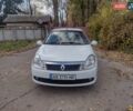Рено Симбол 2010 в Виннице на Automoto.ua Белый Рено Симбол, объемом двигателя 1.39 л и пробегом 220 тыс. км за 3550 $, фото 8 на Automoto.ua