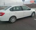 Белый Рено Симбол, объемом двигателя 1.39 л и пробегом 222 тыс. км за 4000 $, фото 5 на Automoto.ua