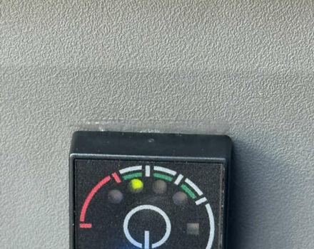 Белый Рено Симбол, объемом двигателя 1.39 л и пробегом 197 тыс. км за 4300 $, фото 18 на Automoto.ua