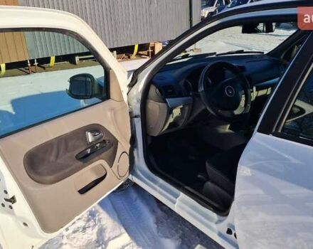 Білий Рено Сімбол, об'ємом двигуна 1.39 л та пробігом 175 тис. км за 4200 $, фото 14 на Automoto.ua