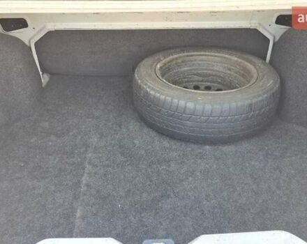 Білий Рено Сімбол, об'ємом двигуна 1.39 л та пробігом 175 тис. км за 4200 $, фото 18 на Automoto.ua