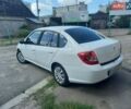 Белый Рено Симбол, объемом двигателя 1.4 л и пробегом 296 тыс. км за 3800 $, фото 7 на Automoto.ua