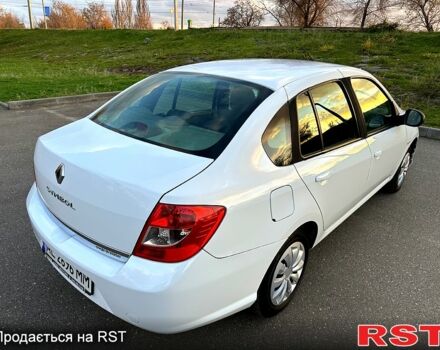 Белый Рено Симбол, объемом двигателя 1.4 л и пробегом 140 тыс. км за 3800 $, фото 2 на Automoto.ua