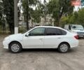 Белый Рено Симбол, объемом двигателя 1.39 л и пробегом 203 тыс. км за 4300 $, фото 4 на Automoto.ua
