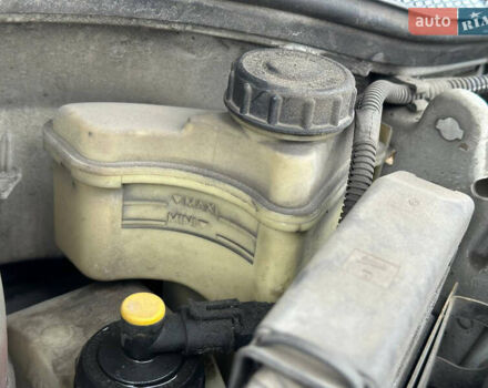 Білий Рено Сімбол, об'ємом двигуна 1.4 л та пробігом 163 тис. км за 4900 $, фото 28 на Automoto.ua