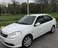 Білий Рено Сімбол, об'ємом двигуна 1.39 л та пробігом 136 тис. км за 5700 $, фото 1 на Automoto.ua