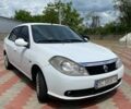 Белый Рено Симбол, объемом двигателя 1.39 л и пробегом 150 тыс. км за 4450 $, фото 1 на Automoto.ua