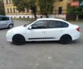 Белый Рено Симбол, объемом двигателя 1.39 л и пробегом 300 тыс. км за 4000 $, фото 6 на Automoto.ua