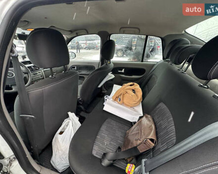 Білий Рено Сімбол, об'ємом двигуна 1.4 л та пробігом 163 тис. км за 4900 $, фото 40 на Automoto.ua