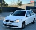 Белый Рено Симбол, объемом двигателя 1.39 л и пробегом 250 тыс. км за 2300 $, фото 1 на Automoto.ua