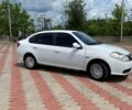 Белый Рено Симбол, объемом двигателя 1.39 л и пробегом 150 тыс. км за 4450 $, фото 3 на Automoto.ua