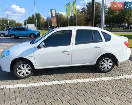 Білий Рено Сімбол, об'ємом двигуна 1.39 л та пробігом 208 тис. км за 4900 $, фото 3 на Automoto.ua