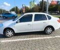 Білий Рено Сімбол, об'ємом двигуна 1.39 л та пробігом 208 тис. км за 4900 $, фото 3 на Automoto.ua