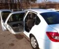 Білий Рено Сімбол, об'ємом двигуна 1.39 л та пробігом 184 тис. км за 5200 $, фото 2 на Automoto.ua