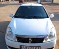 Белый Рено Симбол, объемом двигателя 1.39 л и пробегом 184 тыс. км за 5200 $, фото 1 на Automoto.ua