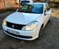 Белый Рено Симбол, объемом двигателя 1.4 л и пробегом 150 тыс. км за 3500 $, фото 5 на Automoto.ua