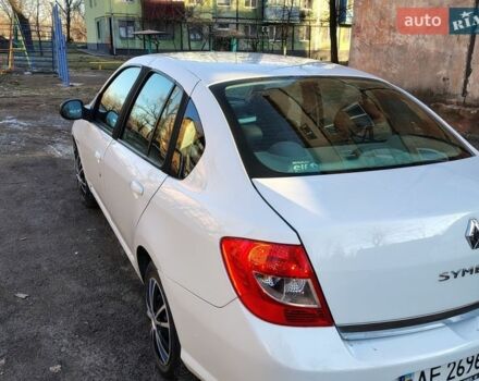 Білий Рено Сімбол, об'ємом двигуна 1.39 л та пробігом 142 тис. км за 3800 $, фото 6 на Automoto.ua