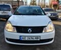 Білий Рено Сімбол, об'ємом двигуна 1.39 л та пробігом 142 тис. км за 3800 $, фото 4 на Automoto.ua