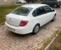 Белый Рено Симбол, объемом двигателя 1.4 л и пробегом 197 тыс. км за 4600 $, фото 3 на Automoto.ua