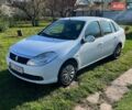 Белый Рено Симбол, объемом двигателя 1.39 л и пробегом 148 тыс. км за 5000 $, фото 4 на Automoto.ua