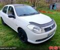 Белый Рено Симбол, объемом двигателя 1.4 л и пробегом 250 тыс. км за 3200 $, фото 1 на Automoto.ua