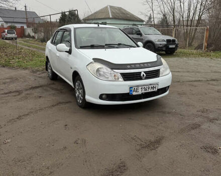 Белый Рено Симбол, объемом двигателя 1.39 л и пробегом 268 тыс. км за 3350 $, фото 7 на Automoto.ua