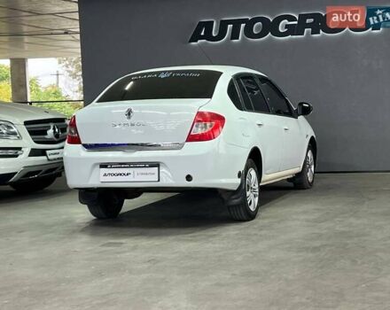 Белый Рено Симбол, объемом двигателя 1.6 л и пробегом 332 тыс. км за 3999 $, фото 4 на Automoto.ua