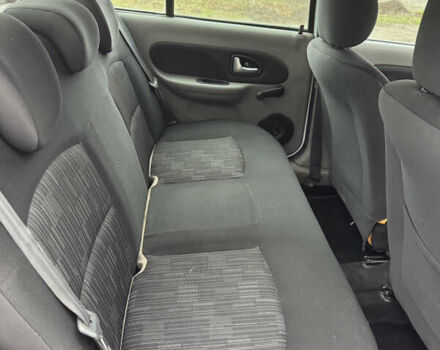 Белый Рено Симбол, объемом двигателя 1.39 л и пробегом 268 тыс. км за 3350 $, фото 11 на Automoto.ua