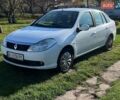 Белый Рено Симбол, объемом двигателя 1.39 л и пробегом 148 тыс. км за 5000 $, фото 1 на Automoto.ua