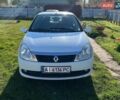Белый Рено Симбол, объемом двигателя 1.39 л и пробегом 148 тыс. км за 5000 $, фото 3 на Automoto.ua