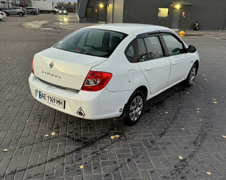 Білий Рено Сімбол, об'ємом двигуна 1.39 л та пробігом 258 тис. км за 2899 $, фото 5 на Automoto.ua