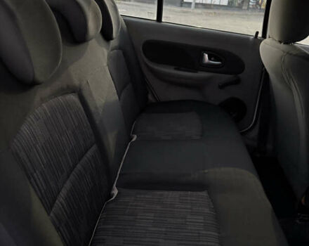 Білий Рено Сімбол, об'ємом двигуна 1.39 л та пробігом 258 тис. км за 2899 $, фото 16 на Automoto.ua