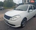 Білий Рено Сімбол, об'ємом двигуна 1.39 л та пробігом 280 тис. км за 2500 $, фото 1 на Automoto.ua