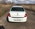 Рено Симбол 2012 в Ивано-Франковске на Automoto.ua Белый Рено Симбол, объемом двигателя 1.39 л и пробегом 162 тыс. км за 5000 $, фото 3 на Automoto.ua