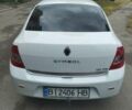 Белый Рено Симбол, объемом двигателя 1.39 л и пробегом 173 тыс. км за 5200 $, фото 3 на Automoto.ua