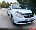 Белый Рено Симбол, объемом двигателя 1.1 л и пробегом 239 тыс. км за 5500 $, фото 5 на Automoto.ua