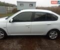 Белый Рено Симбол, объемом двигателя 1.39 л и пробегом 165 тыс. км за 3800 $, фото 1 на Automoto.ua
