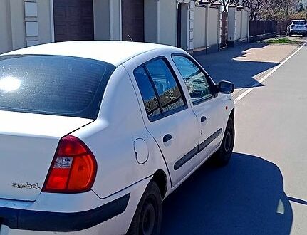 Рено Симбол 2004 в Полтаве на Automoto.ua Белый Рено Симбол, объемом двигателя 14 л и пробегом 0 тыс. км за 1450 $, фото 1 на Automoto.ua
