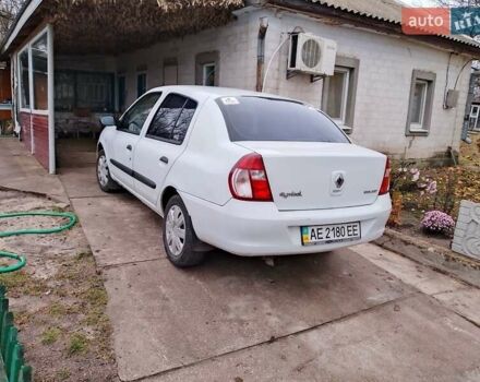 Білий Рено Сімбол, об'ємом двигуна 1.4 л та пробігом 165 тис. км за 2650 $, фото 1 на Automoto.ua