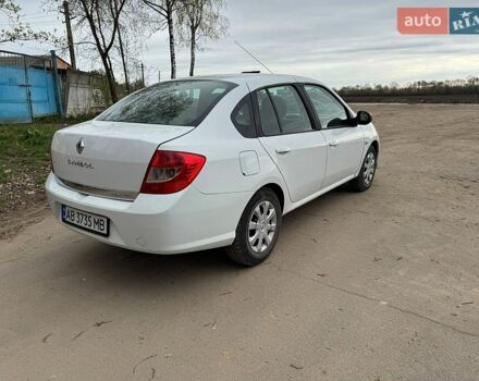Белый Рено Симбол, объемом двигателя 1.39 л и пробегом 222 тыс. км за 3850 $, фото 1 на Automoto.ua