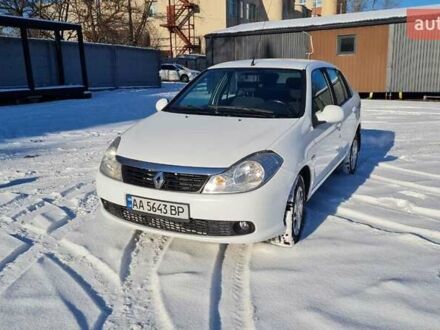 Белый Рено Симбол, объемом двигателя 1.39 л и пробегом 175 тыс. км за 4200 $, фото 1 на Automoto.ua