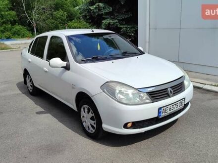Рено Симбол 2011 в Каменское - Днепродзержинск на Automoto.ua Белый Рено Симбол, объемом двигателя 1.39 л и пробегом 205 тыс. км за 3700 $, фото 1 на Automoto.ua
