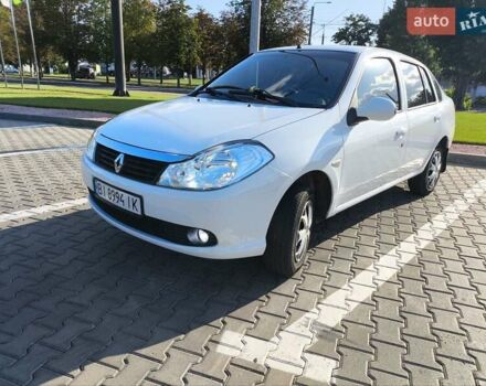 Белый Рено Симбол, объемом двигателя 1.39 л и пробегом 208 тыс. км за 4900 $, фото 1 на Automoto.ua