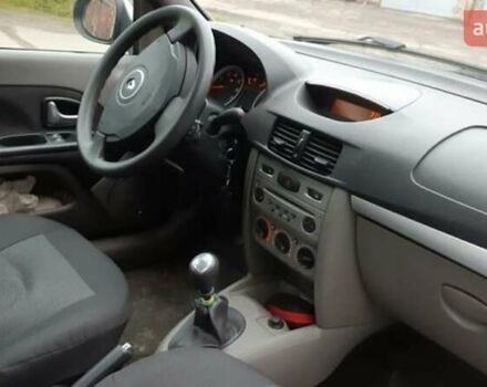 Белый Рено Симбол, объемом двигателя 1.4 л и пробегом 140 тыс. км за 5400 $, фото 1 на Automoto.ua